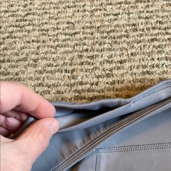 Ivory Ella Gray Women’s Leggings size M - Picture 7 of 7